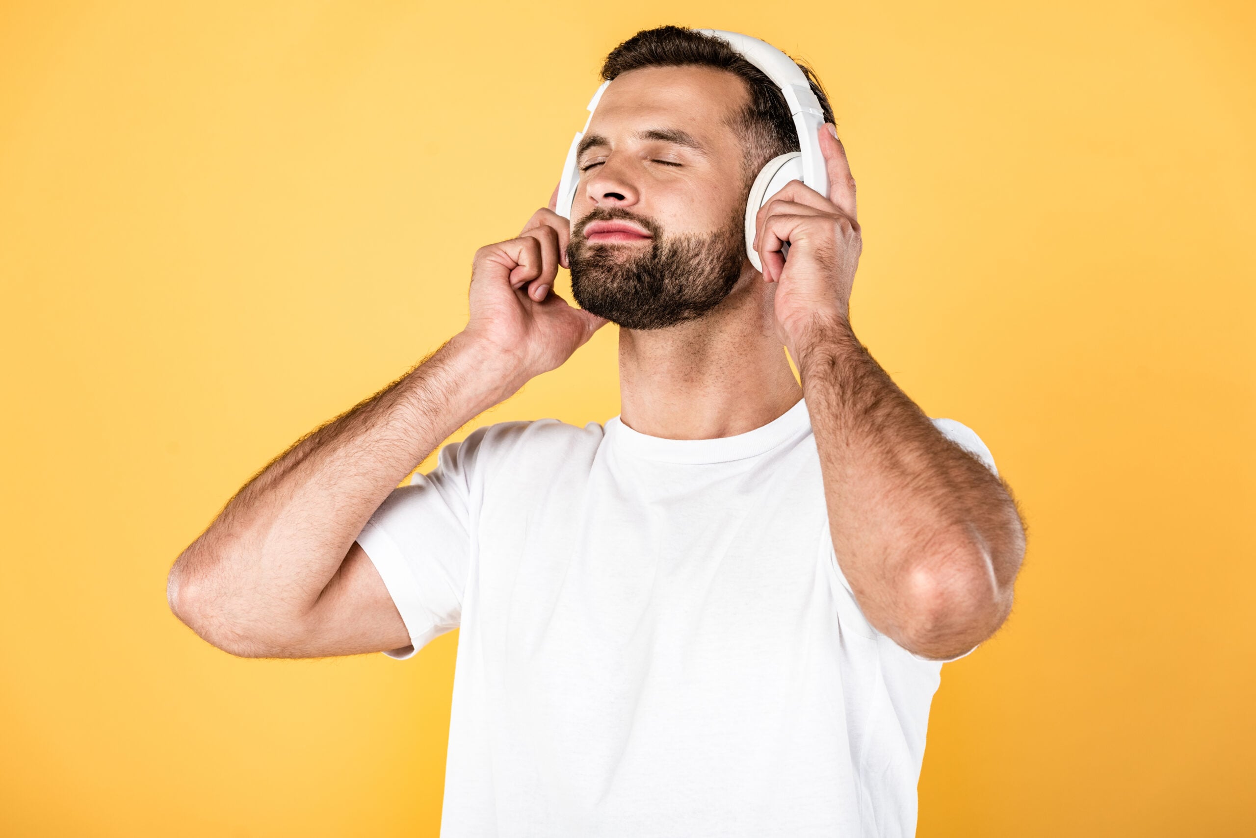 How Do You Listen to Podcasts? A Beginner’s Guide