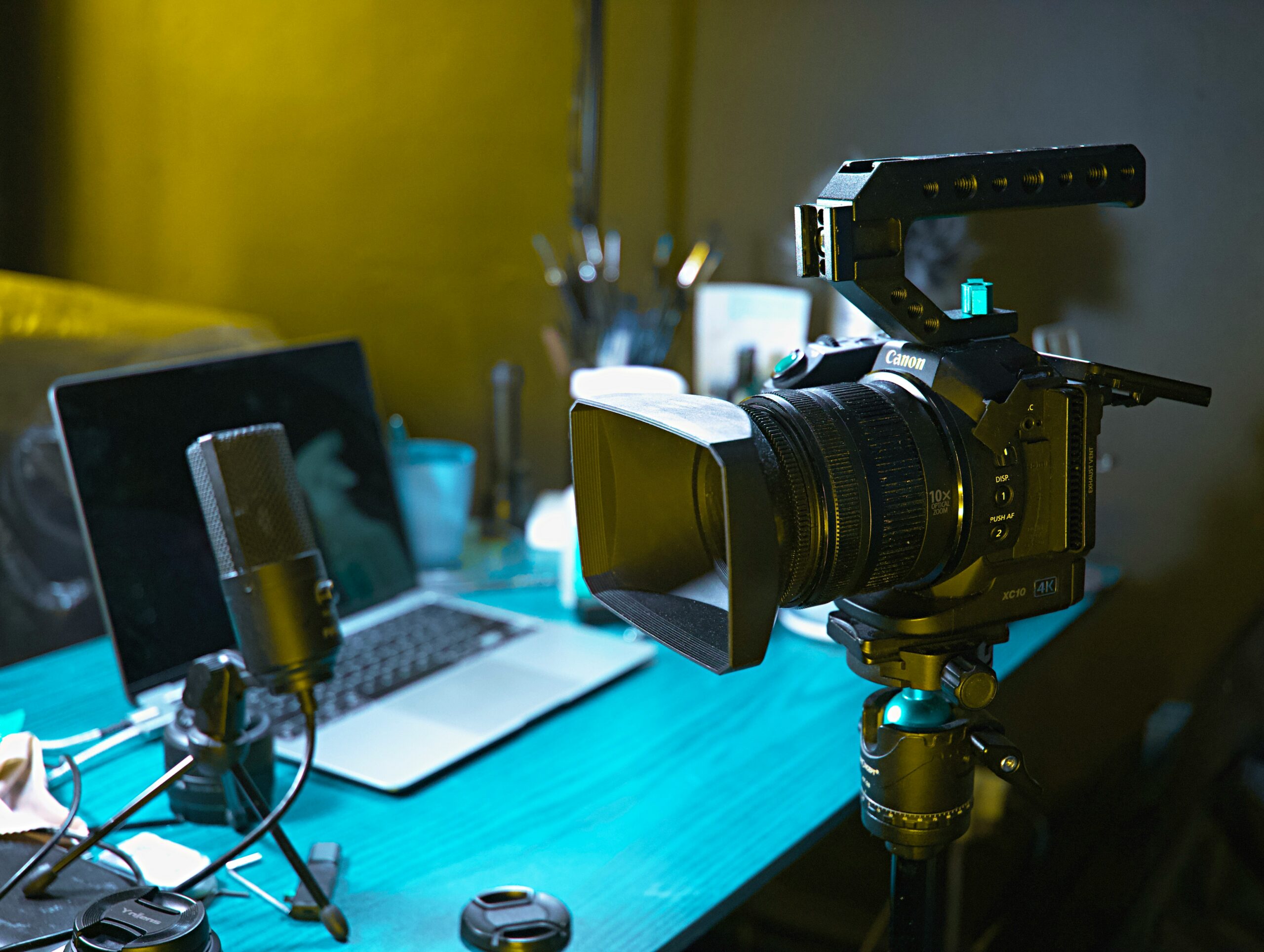 How to Stand Out in Podcasting—Not Everyone’s Winning